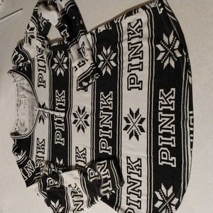 VS PINK night shirt.